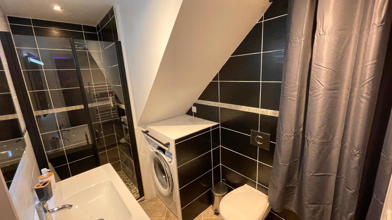 Mille Et Une Nuit, Appartement Classe 3 Etoiles En Rdc Avec Exterieur Et Parking 돌 외부 사진